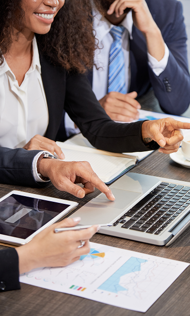 DIAGNÓSTICO DE RISCOS E PREVENÇÃO DE ACIDENTE  Identificação de riscos em áreas comuns e sistemas críticos, conforme normas aplicáveis, promovendo segurança aos usuários e redução de passivos.